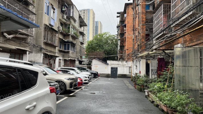 成华南街13号外景图