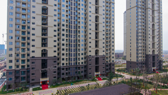 三和剑桥城外景图