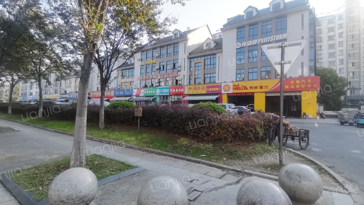 金丰商业广场外景图