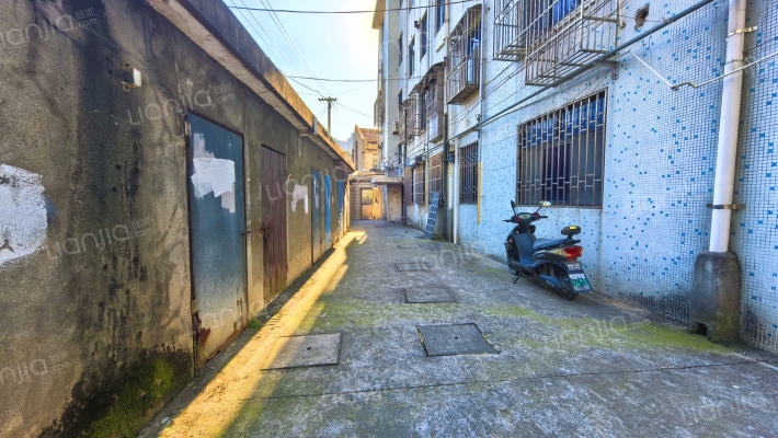 人民东路299弄外景图