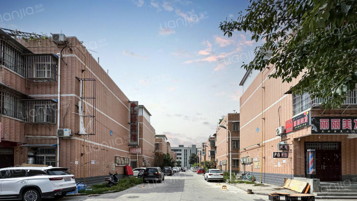 甘家寨姑娘楼外景图