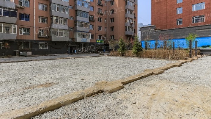 长房小区外景图