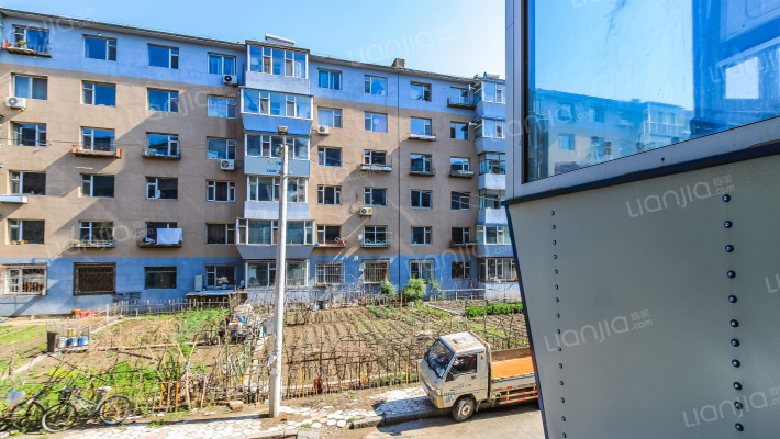 一汽专用机床厂生活区外景图