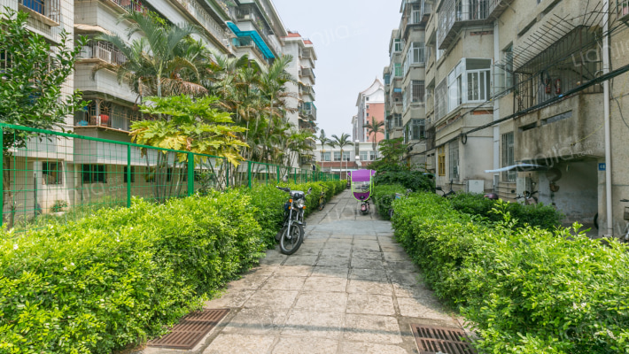 轮机工程学院外景图