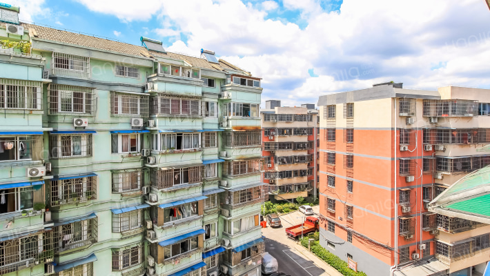 枫景公寓外景图