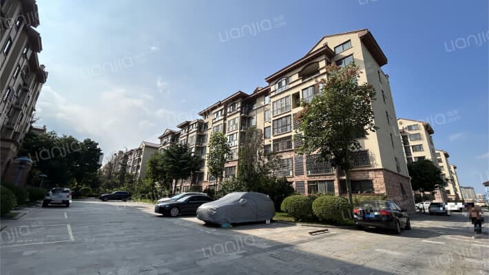 信特名苑外景图