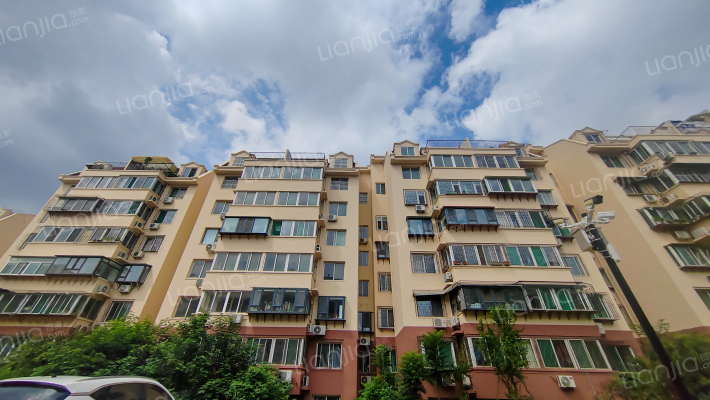 泉景映翠园外景图