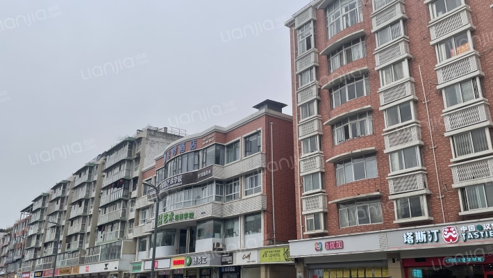 灵龙路22号外景图