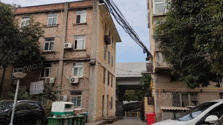 华威东院外景图