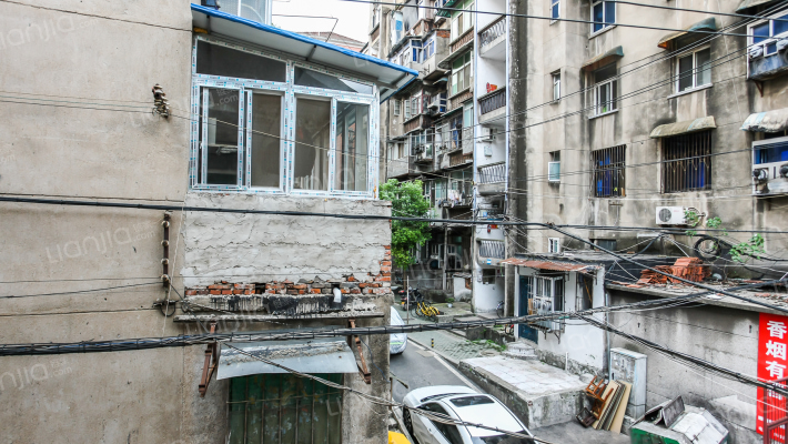 中山路372号外景图