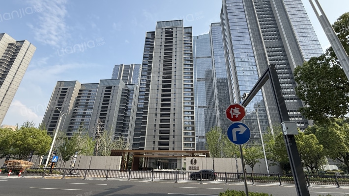 恒力环企中心外景图