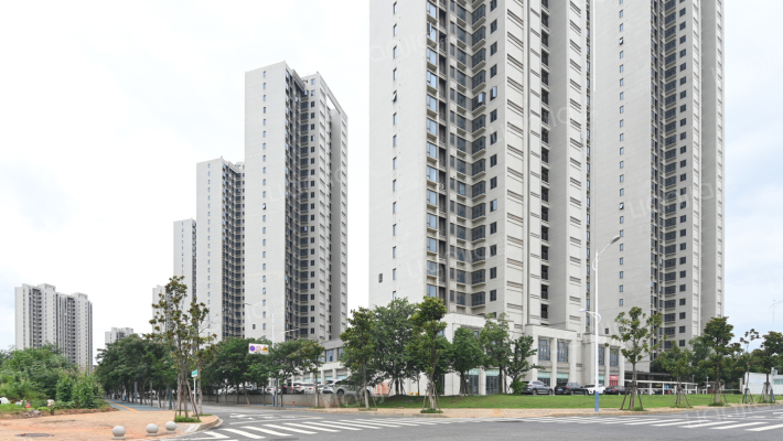 绿地新里城名仕公馆E02外景图