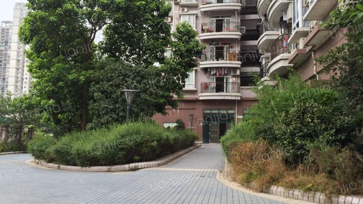 瑞龙凤祥花园外景图