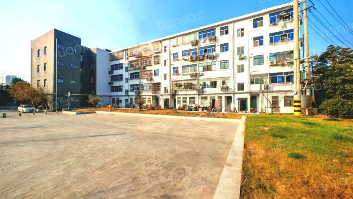 藕莲新村外景图