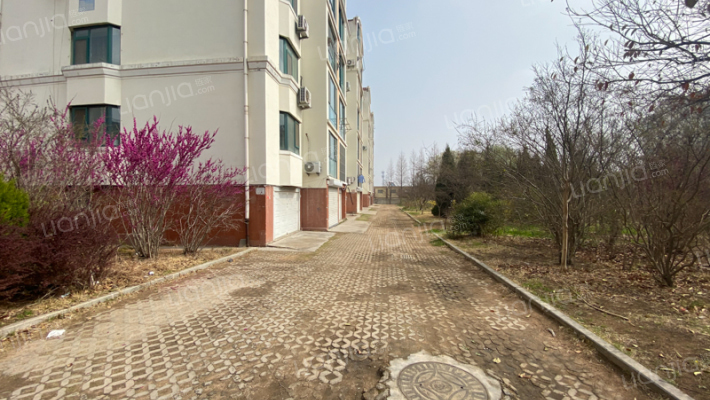 万德德海苑外景图