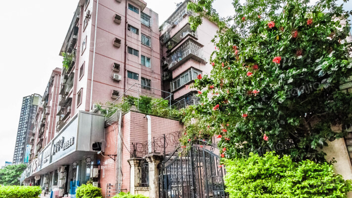 亚百利商住楼外景图