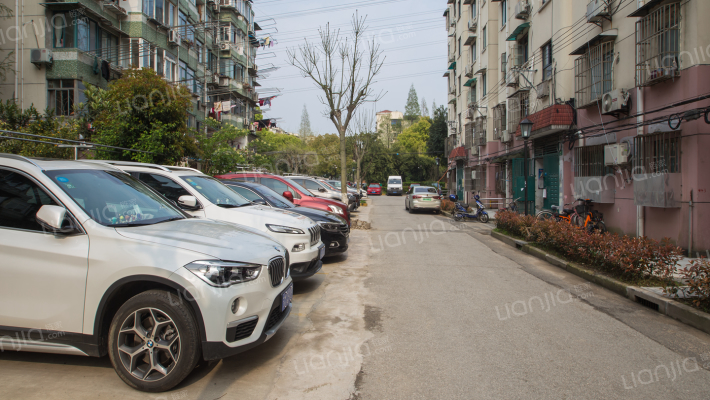 共康八村外景图