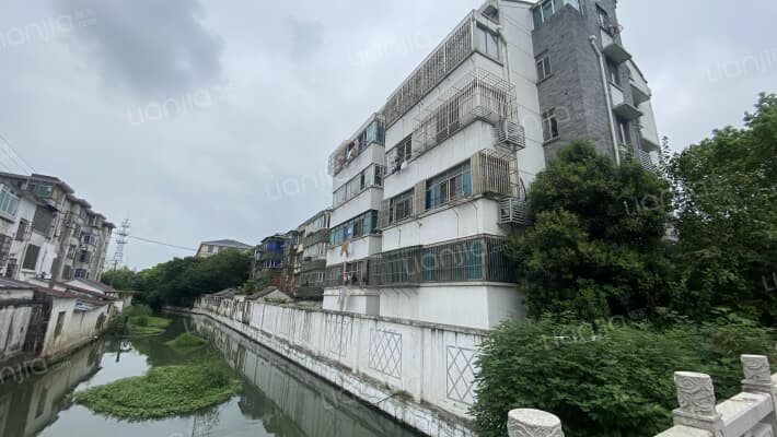 鲈乡北路外景图