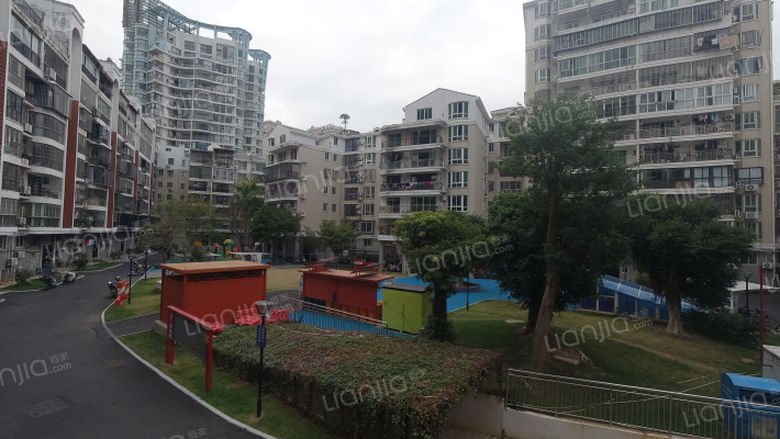 宏大花园外景图