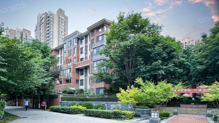 早安林庄外景图