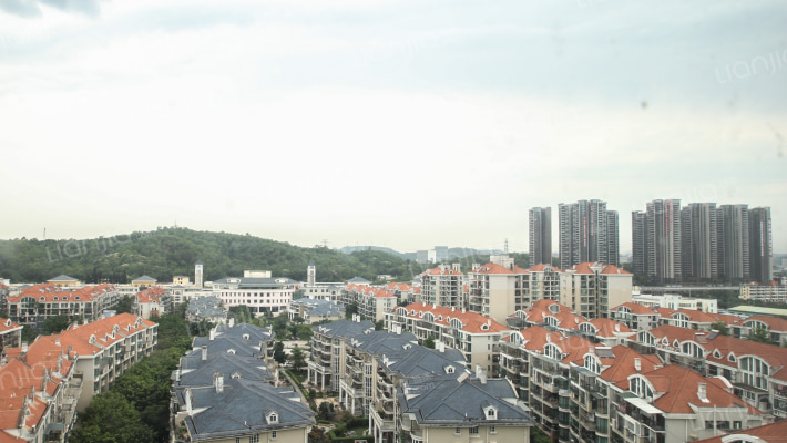 水晶之城外景图