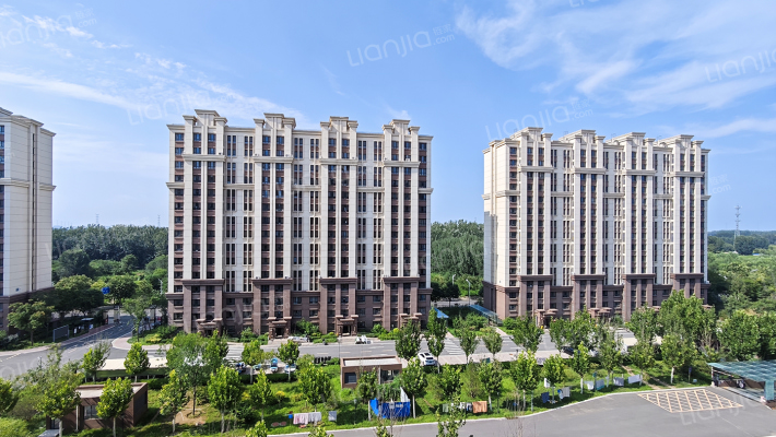 隆兴园一里外景图