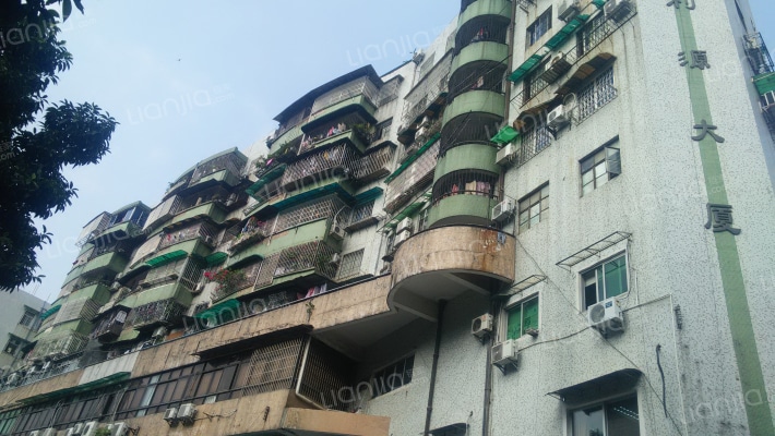 利源大厦外景图