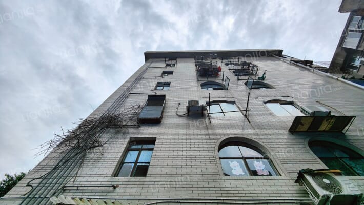 成都冶金实验厂宿舍外景图