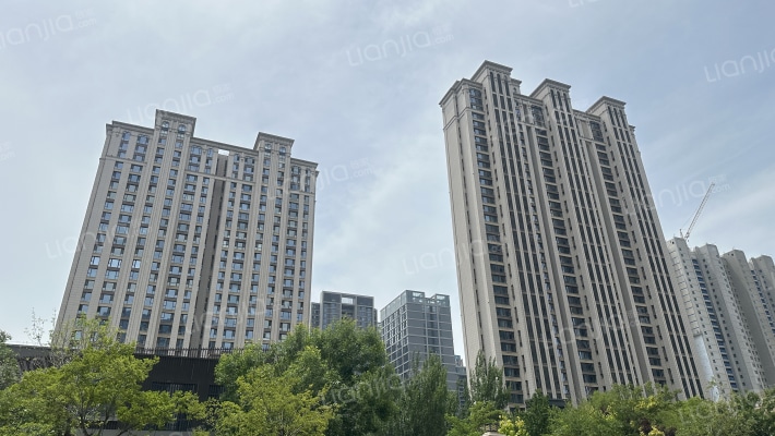 中庚当代艺术一期梵高花园外景图