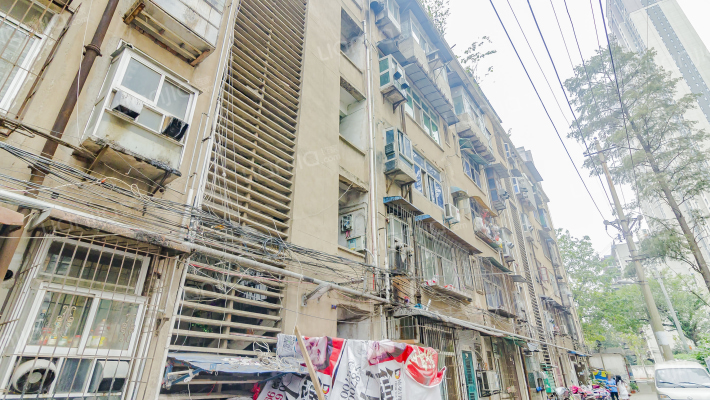 煤气宿舍外景图