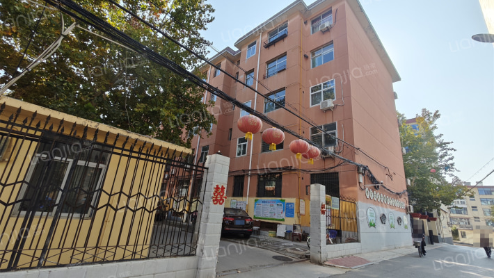 幸福巷宿舍外景图