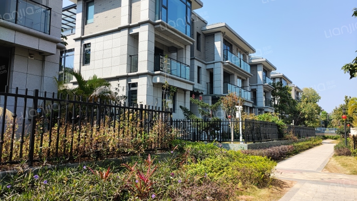 罗马景苑逸景湾外景图