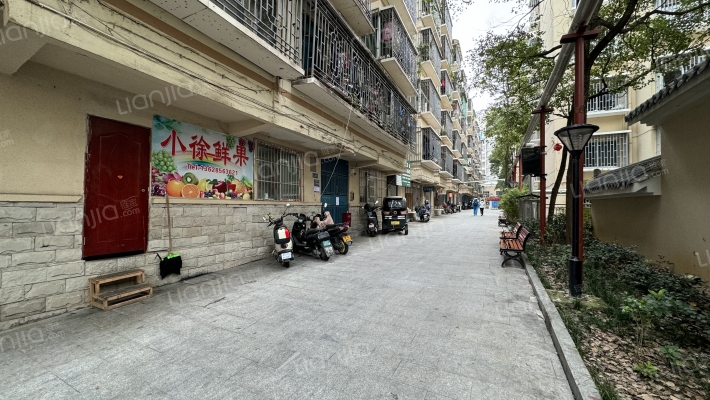 府苑小区外景图