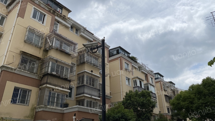 华一新城外景图