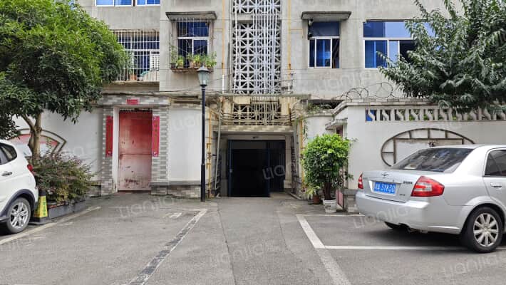 包家巷77号院外景图