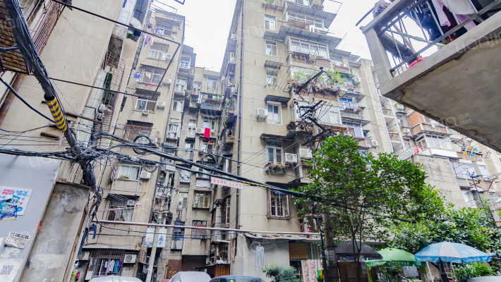 二医院宿舍外景图