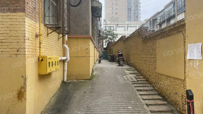 财政局家属院外景图