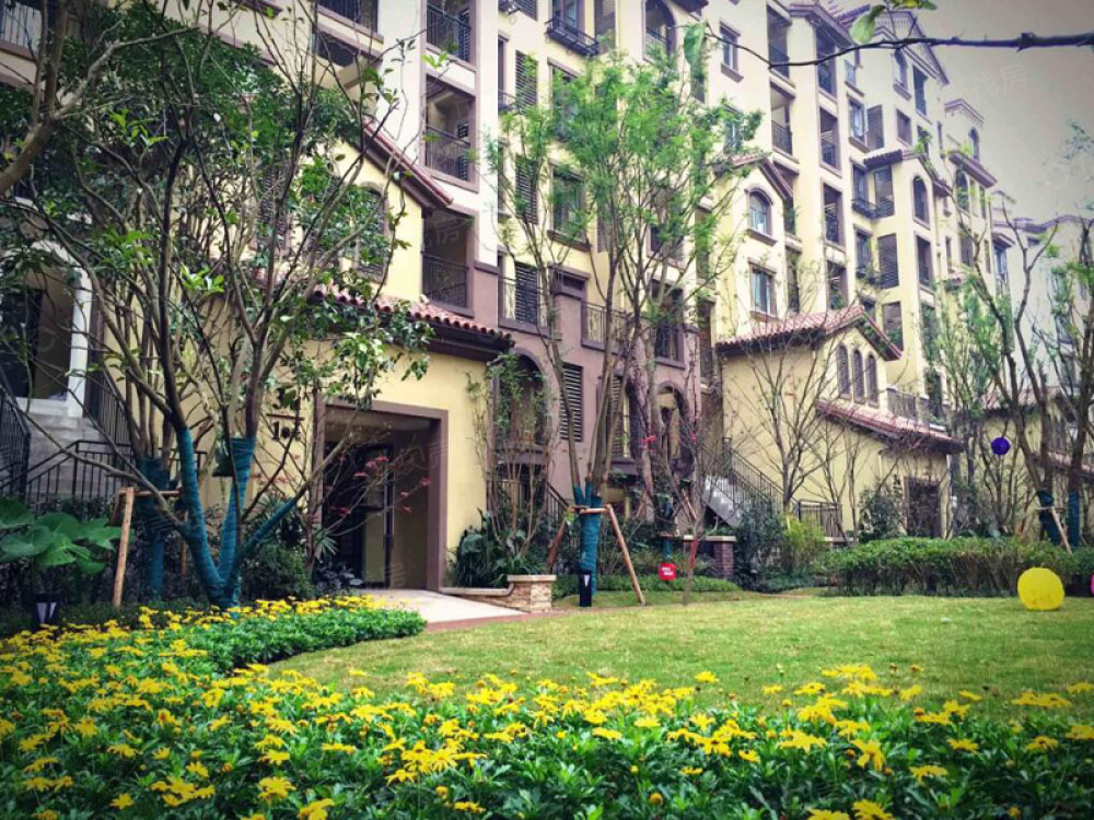 龙湖紫云台实景图