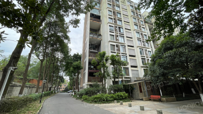 成都花园望郡外景图