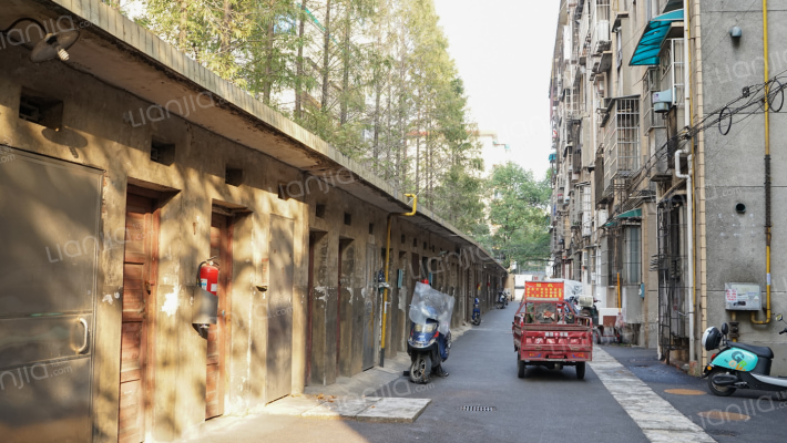 火星计生委宿舍外景图