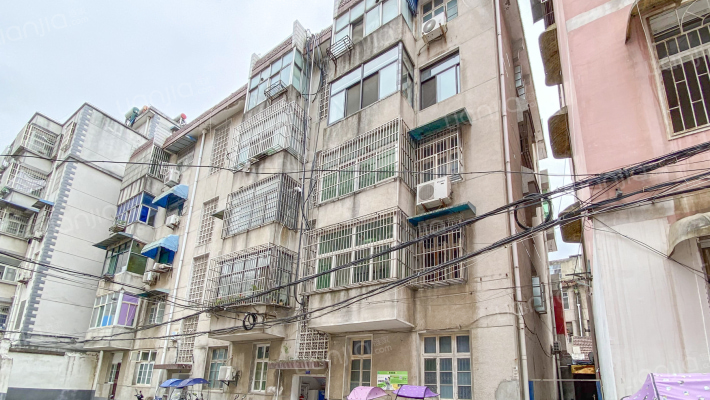 东南花园外景图