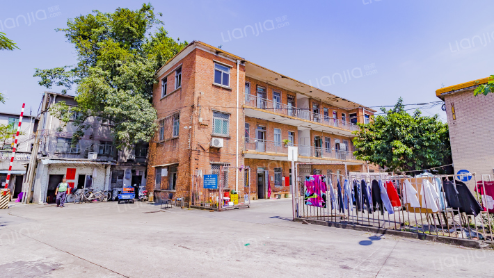 港前路8号大院外景图