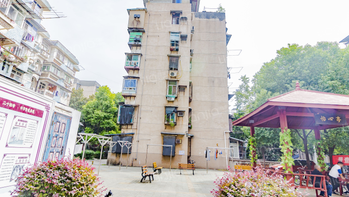 钢花新村111街外景图