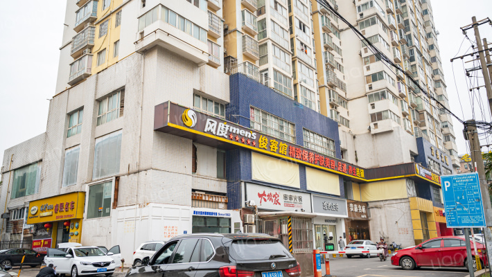 方舟大厦外景图