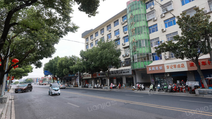 肥东外贸大厦外景图