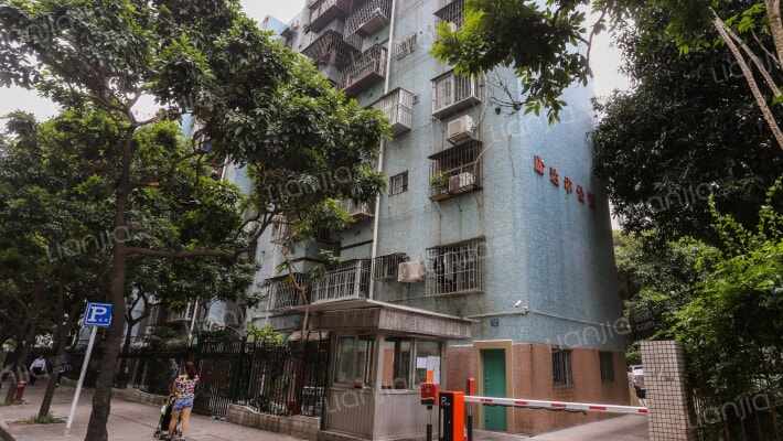 康达尔职工住宅楼外景图