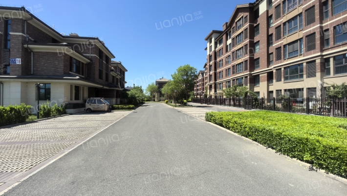 天房光合谷泊雅苑外景图