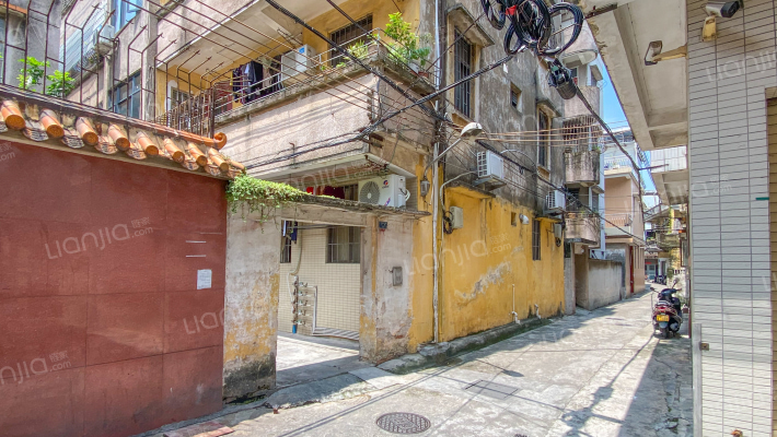  蓝田大街六巷12号外景图