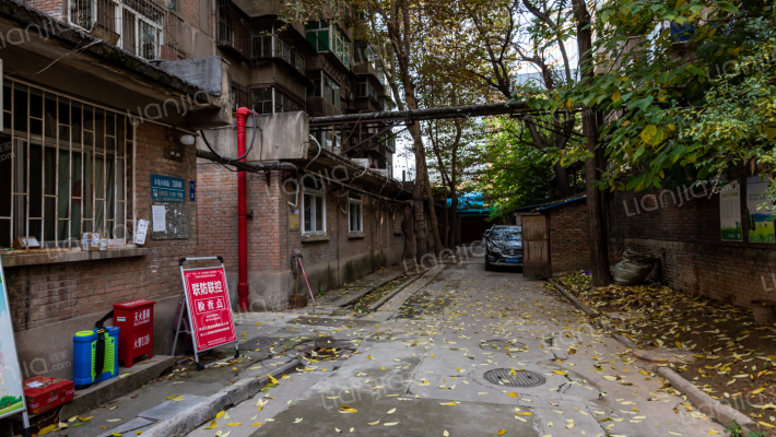 黄河上中游管理局家属院外景图