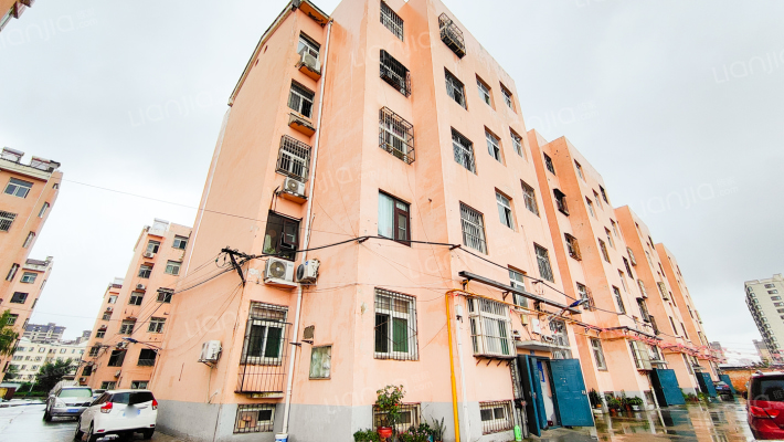 公用事业局宿舍外景图